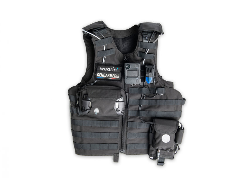 Police tactical vest: IoT and AI to enhance safety on operations